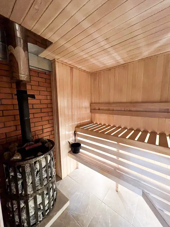 Уютный дом с баней