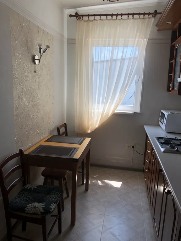 Квартира 2-комнатная Квартира — Севастополь