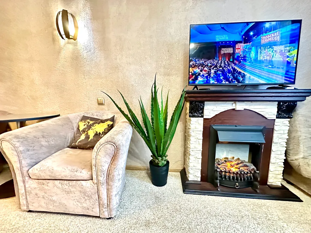 Студия на Парковом у реки с камином и кондиционером