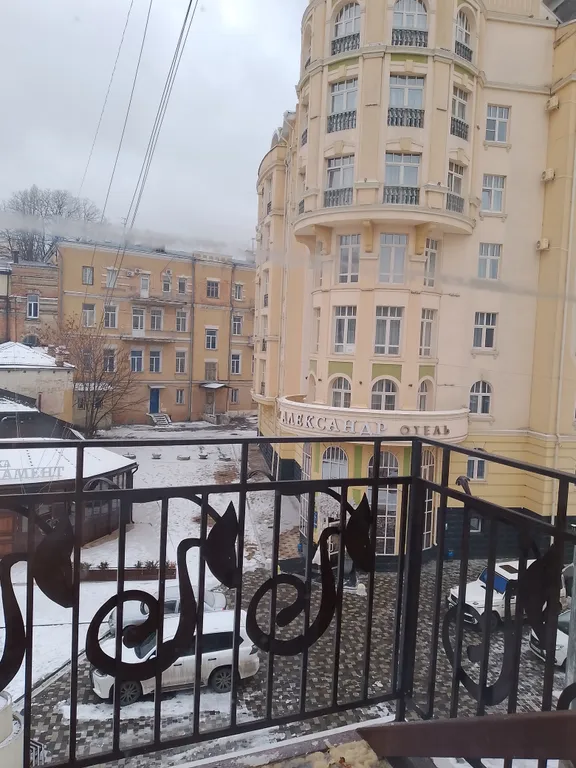 Квартира в парке, на Колоннаде