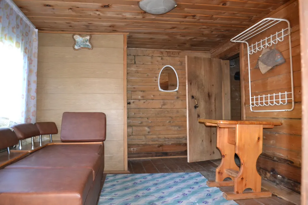 Коттедж в близи озера Ая