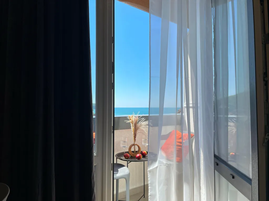 Апартаменты с видом на море и горы, 3 минуты до пляжа