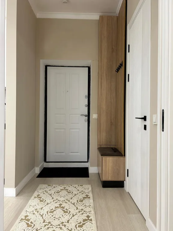 Стильная квартира с балконом в верхней части города