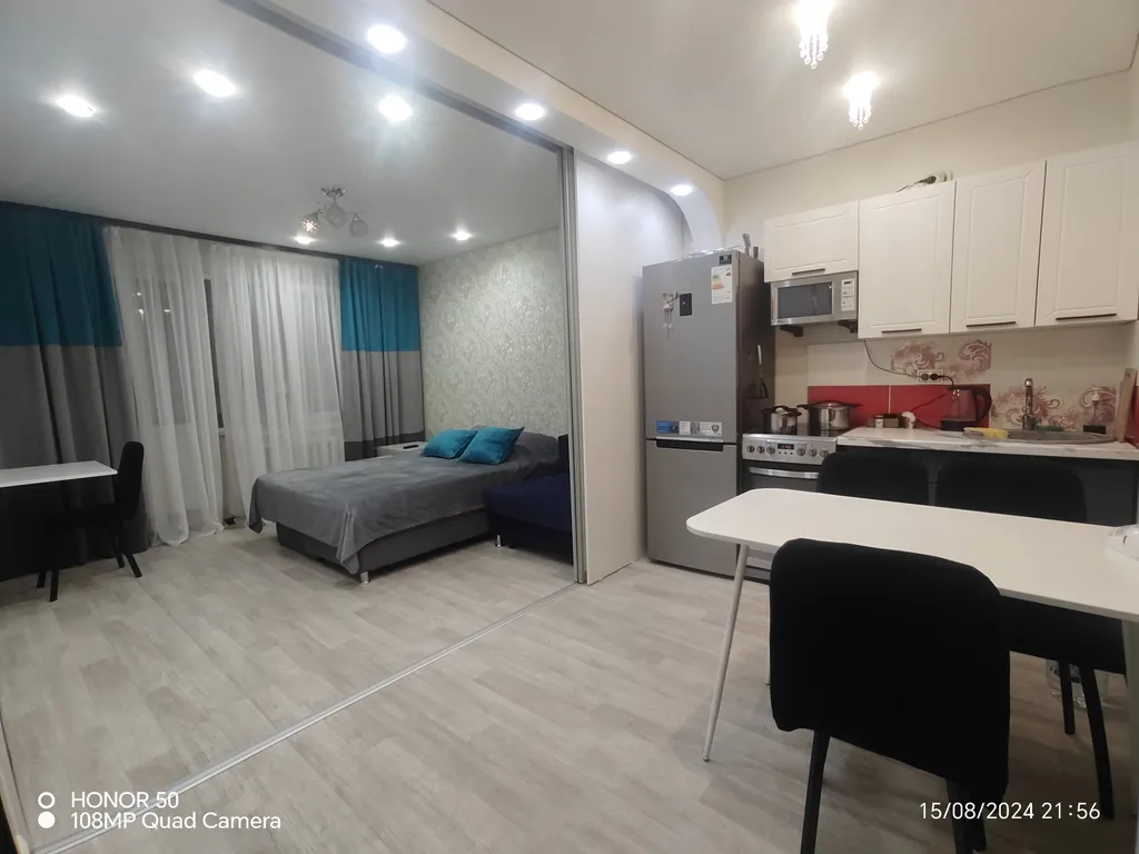 Уютная квартира в центре за ТЦ Жемчужина — аренда посуточно в Тобольск