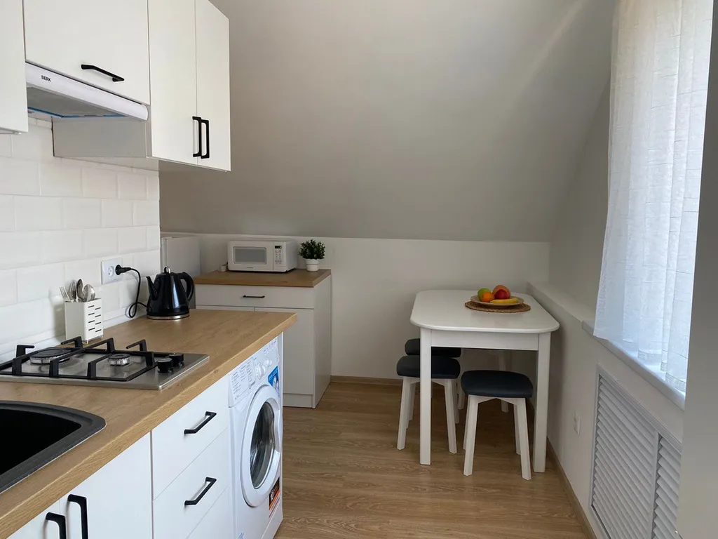 Мансардные апартаменты у моря в центре города