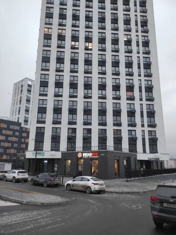 Уютная светлая квартира с видом на город