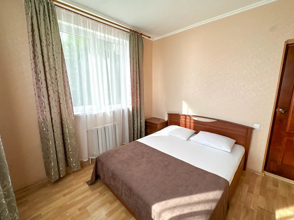 Квартира 3-комнатная Квартира — Адлер