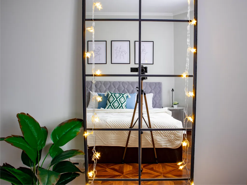 Квартира с красивым зеркалом