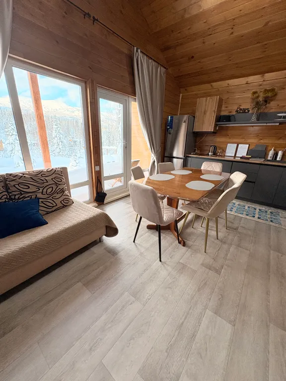 Дом с видом на горы