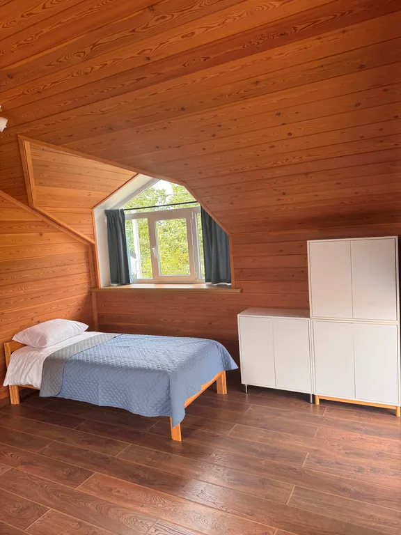 Двухэтажный дом с мангальным комплексом и баней