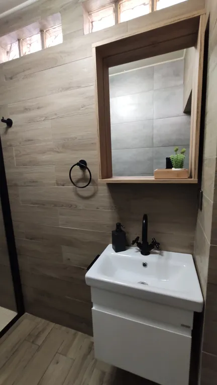 Маленькая квартира в уютном дворе у моря