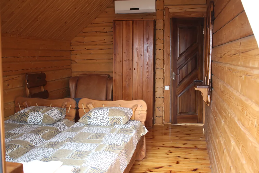 Трёхместный номер с видом на море