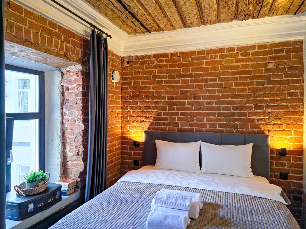 Двухкомнатный номер с изюминкой в бутик апарт-отеле Дом с гаргульями