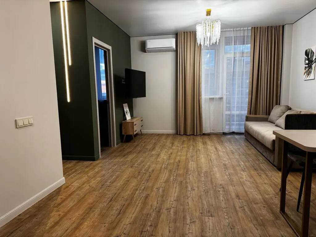 Роскошная квартира с видом на акваторию