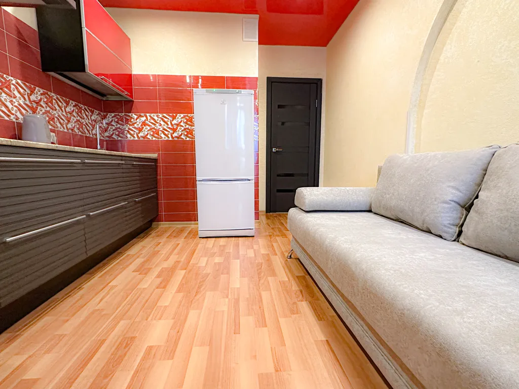 Квартира Квартира у метро Уралмаш — Екатеринбург