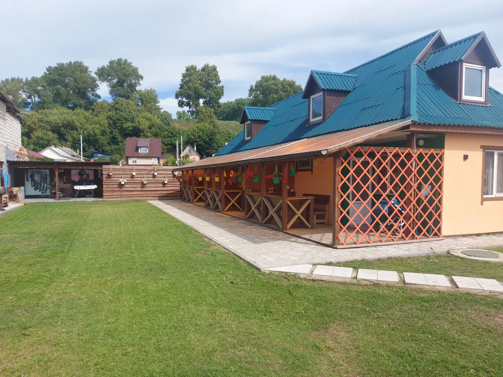 Комфортные домики у озера Дривяты под Замковой горой