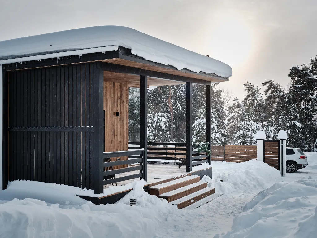 Нoвый уютный дoм с сауной у горнолыжного склона "Черника"