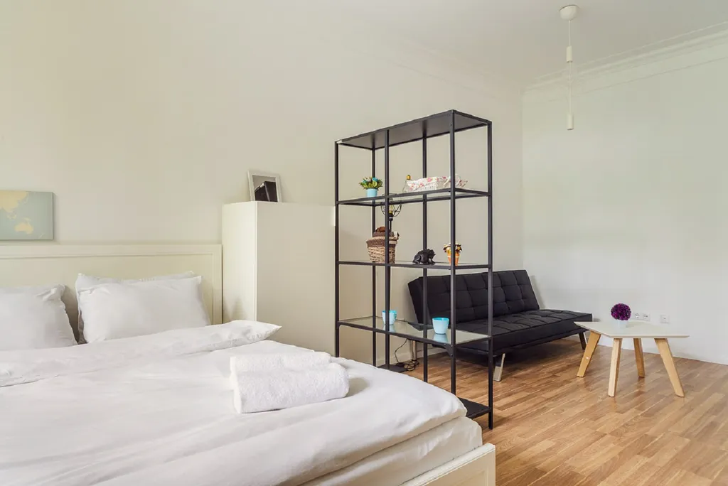 Светлый апартамент на площади Победы в сердце столицы