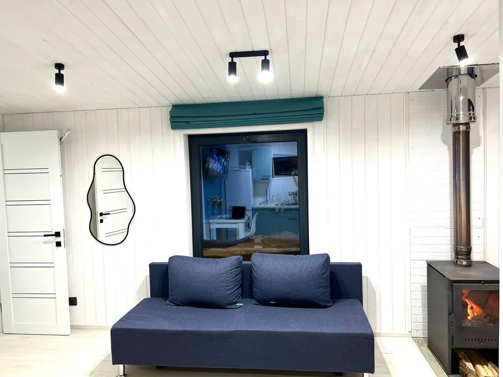 Домик у ручья Красная поляна