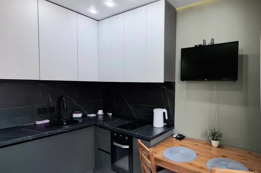 Небольшая, уютная студия у областной больницы