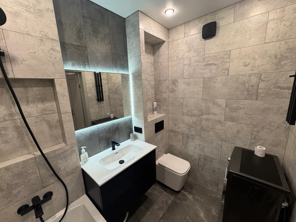 Уютная квартира с красивыми видами, в новом доме с новым ремонтом