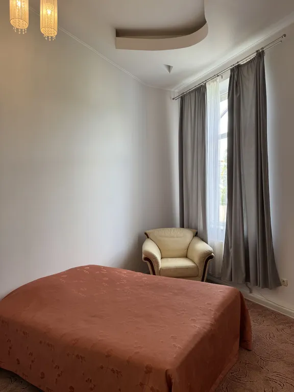 1-й этаж под ключ в центре - 15 мин до центрального пляжа