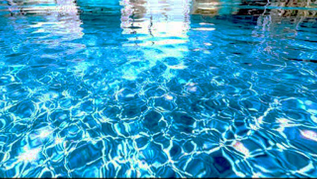 Дом у моря с теплым бассейном и сап бордами