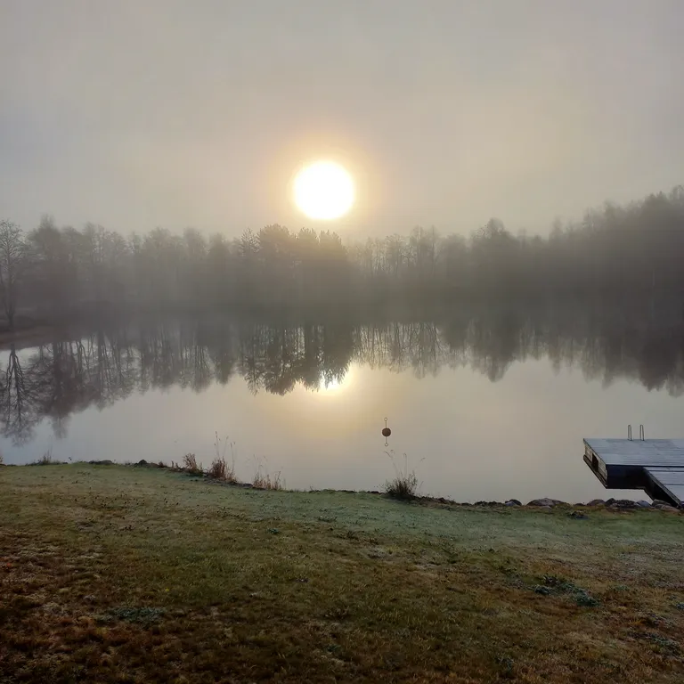 Дом с видом на озеро