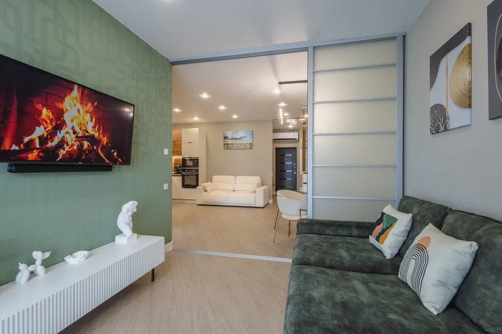 Просторная видовая трёхкомнатная квартира в приморском парке