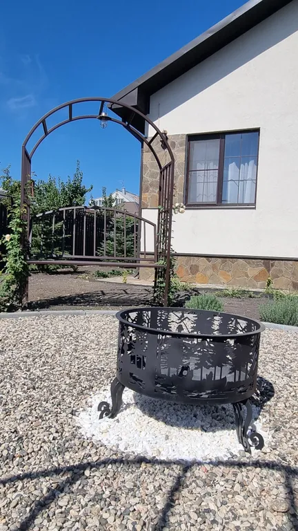 Новый дом с финской сауной, террасой и видом на гору Змейка