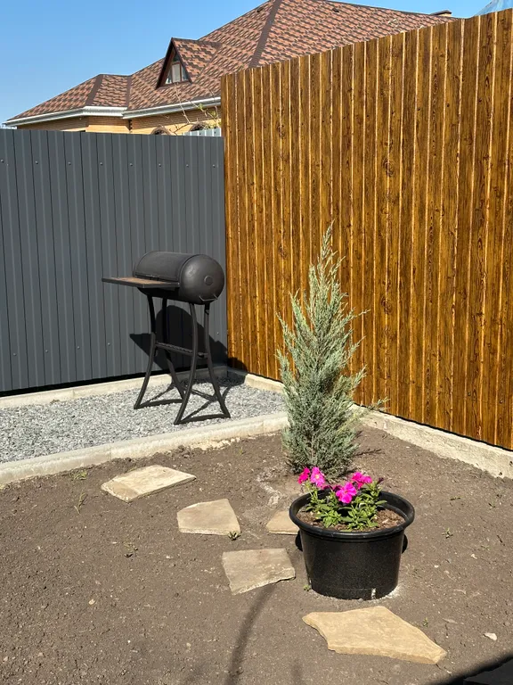 Уютный домик с парковкой