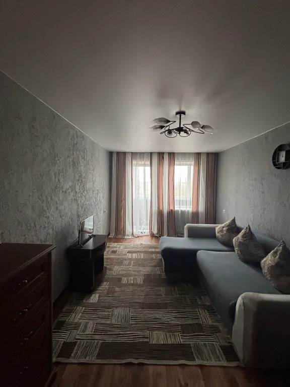 Уютная 1-комнатная квартира в центре города — аренда посуточно в Саяногорск