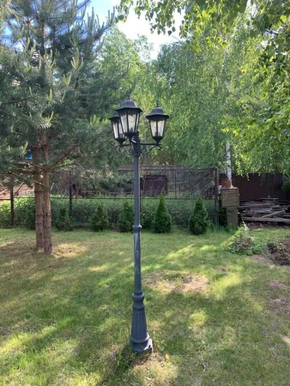 Двухэтажная загородная дача