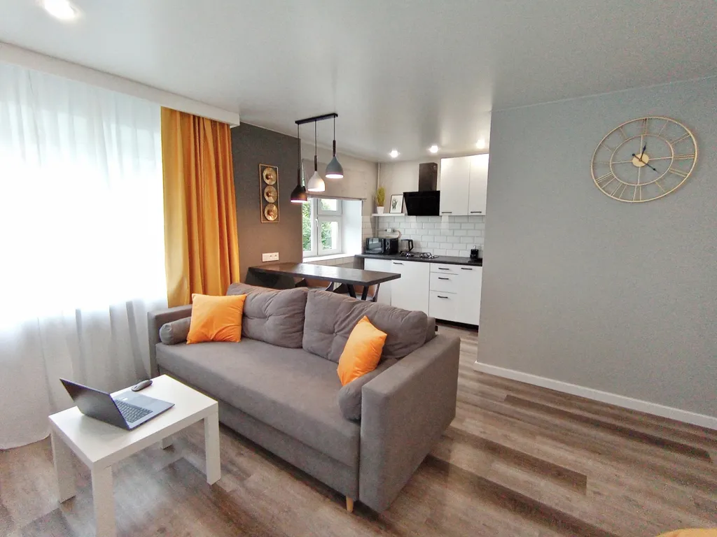 Стильная квартира-студия в самом центре города — аренда посуточно в Мурманск