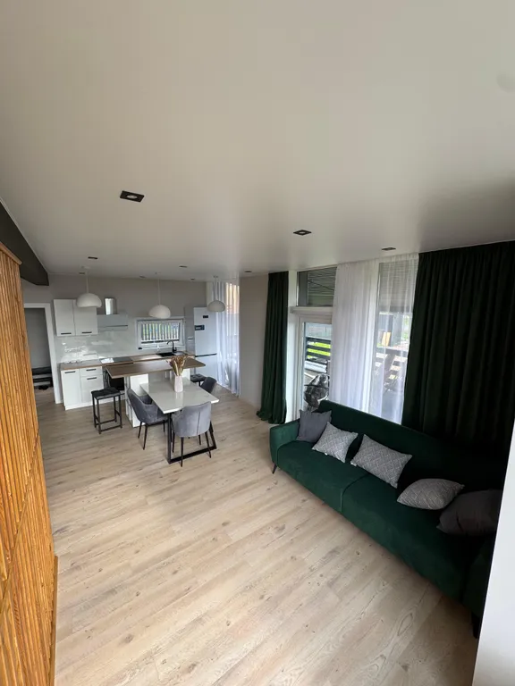 Коттедж Дом с баней и чаном — Левково