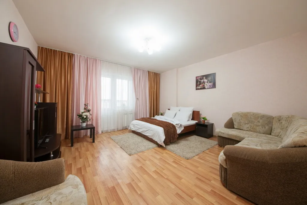 Квартира Уютные апартаменты в новом доме напротив ТРЦ Планета — Красноярск