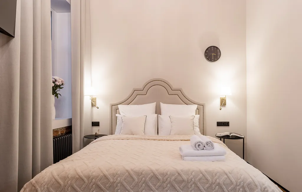 Дизайнерские апартаменты в доме с 200-летней историей