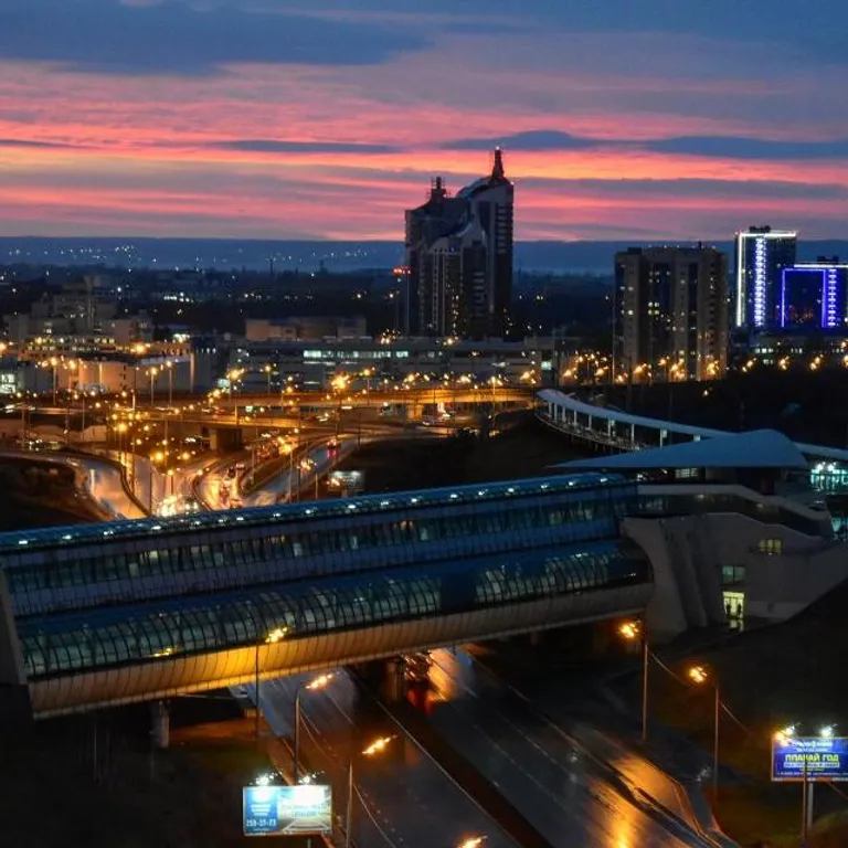 Уютная видовая квартира рядом с метро