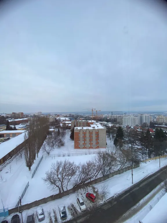 Уютная квартиpa в центрe города с прекрасным вечерним видом на город