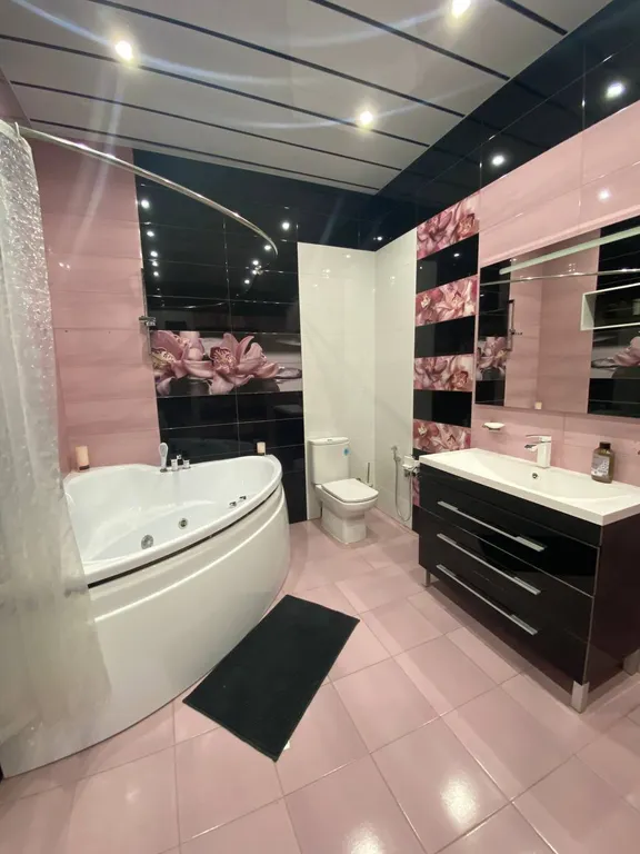 Просторный коттедж в тихом месте