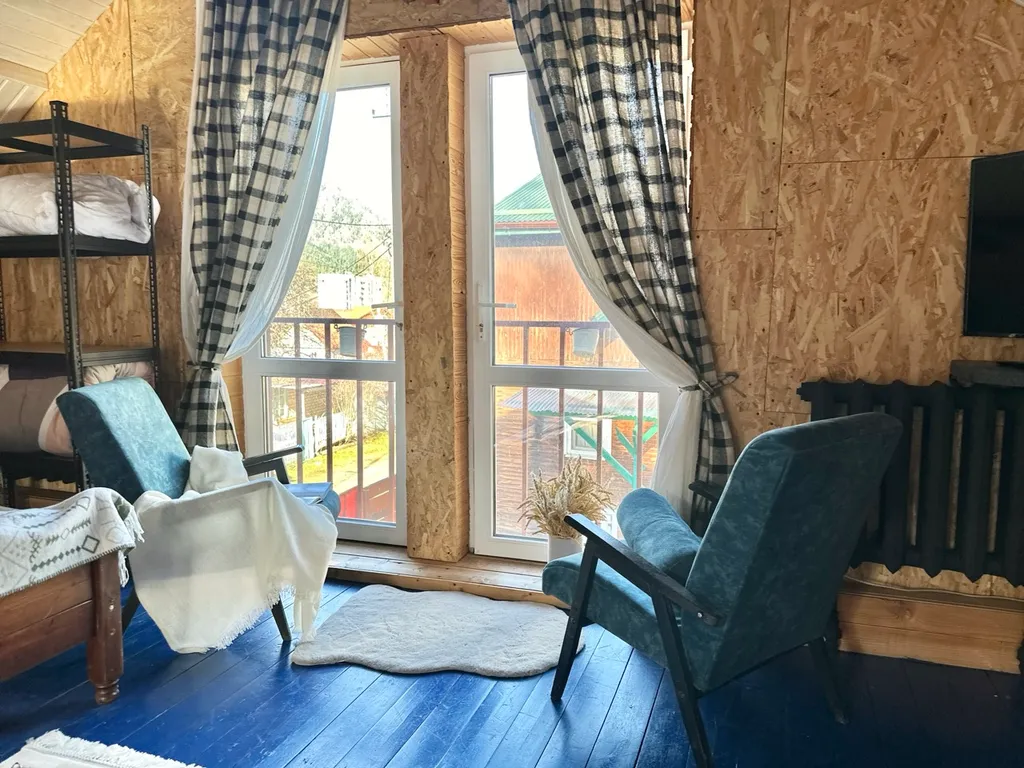 Синий домик