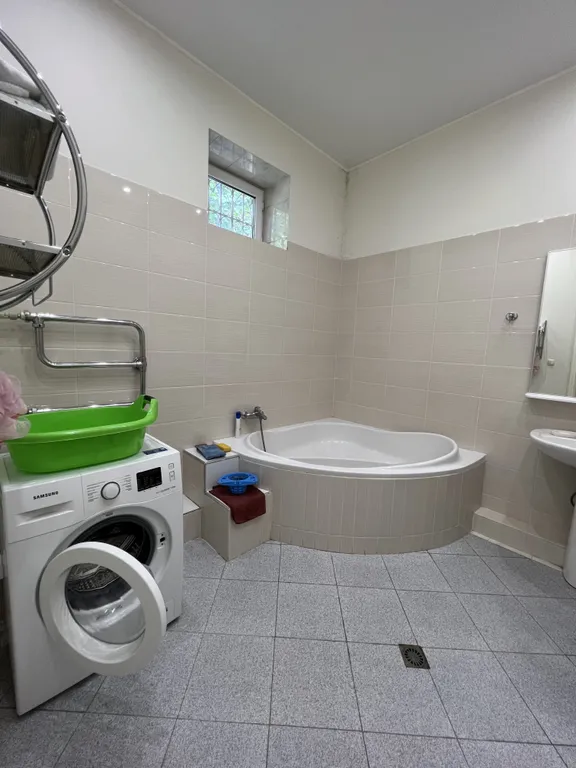 6-комнатный Дом