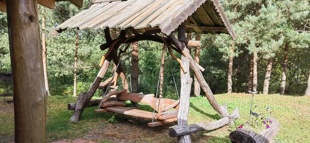 Уютный дом у озера Ельно