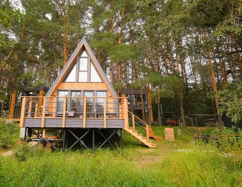 Коттедж Дом A-frame Lux с дровяной купелью и мангальной зоной. — аренда посуточно в Васильево