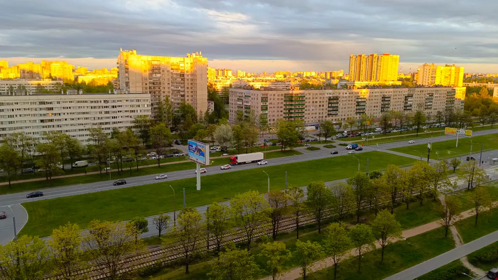 Апартаменты универса с панорамным видом из окна