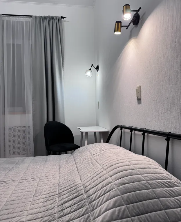 Центр, 3 комнаты, отличный ремонт! Удобные спальные места.