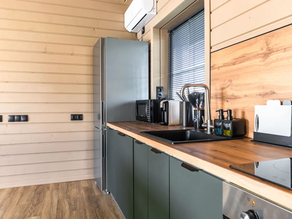 Коттедж Уютный современный дом с чаном вблизи елового леса — Черемыкино