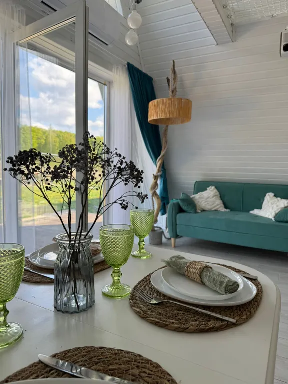 Атмосферный и уютный дом в окружении природы