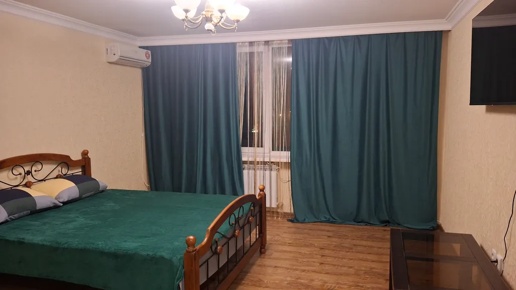 Уютная квартира с отличным видом и расположением — аренда посуточно в Нальчик