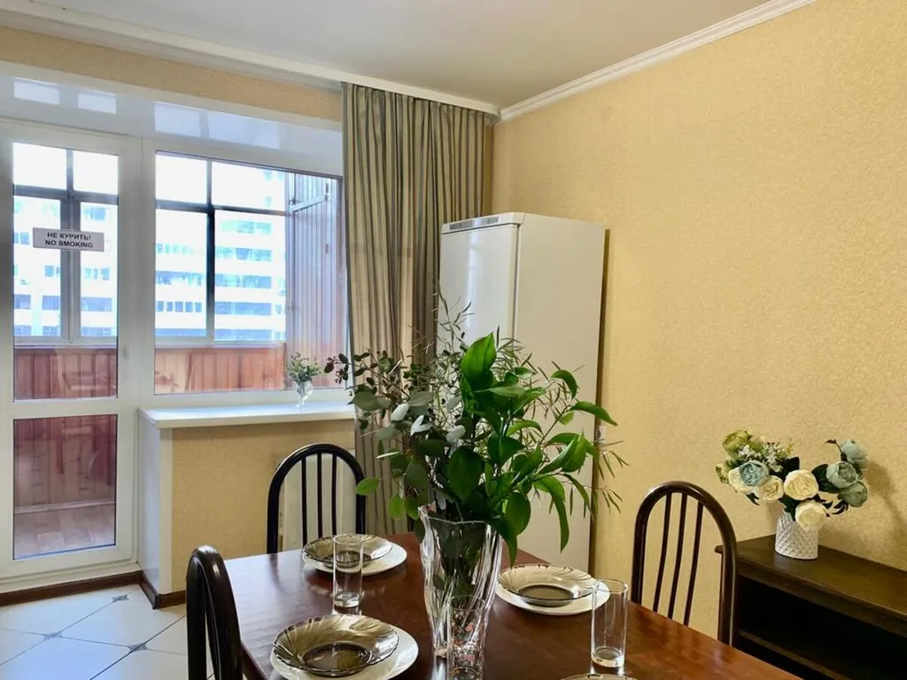 Квартира 2-комнатная квартира у Радуги парк — Екатеринбург